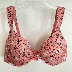 Delta Burke Underwire Bra Size 40D Style 8411-16